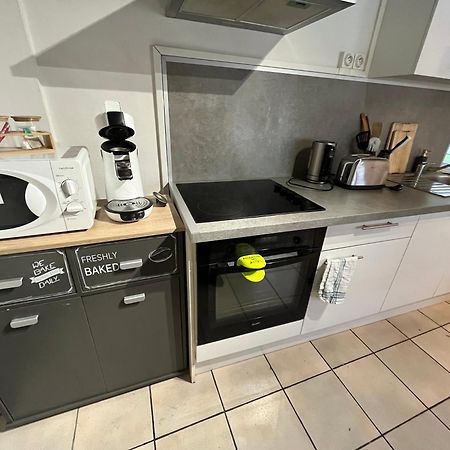 Appartement De Charme 40M2 Proche Centre Hospitalier Valenciennes Exteriör bild