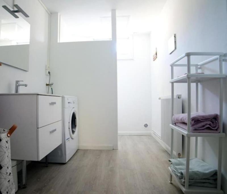 Appartement De Charme 40M2 Proche Centre Hospitalier Valenciennes Exteriör bild
