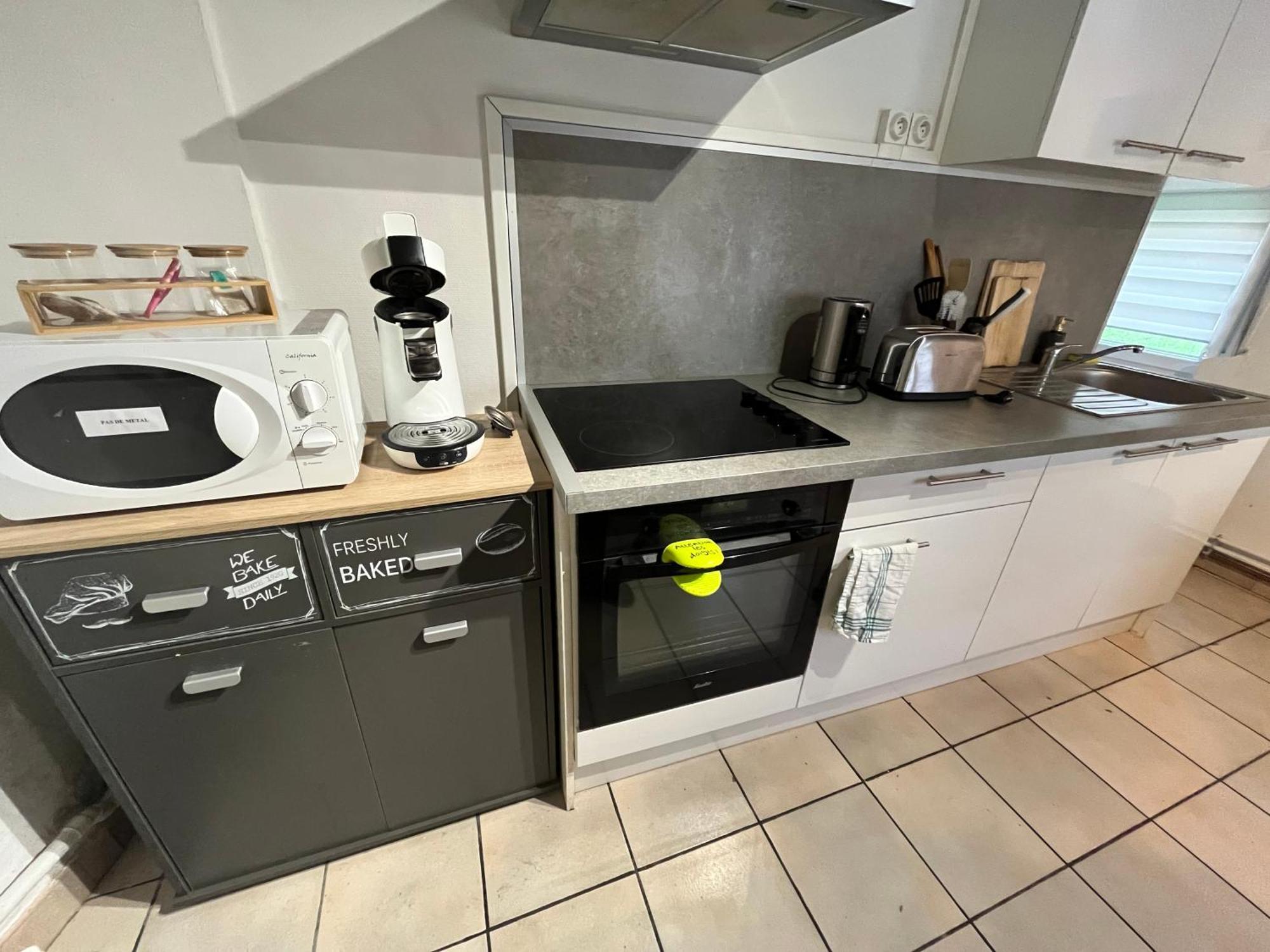 Appartement De Charme 40M2 Proche Centre Hospitalier Valenciennes Exteriör bild
